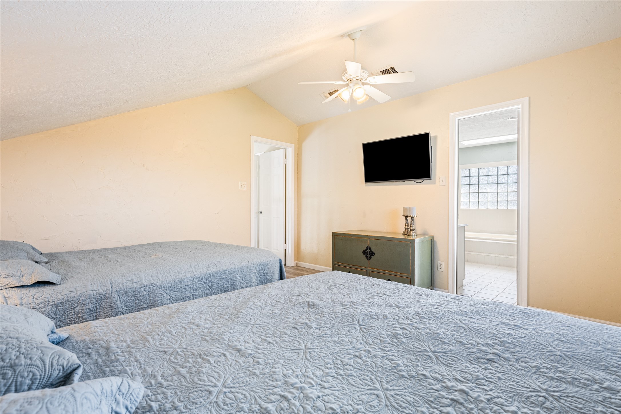 3040 Carioca Court Property Photo 42