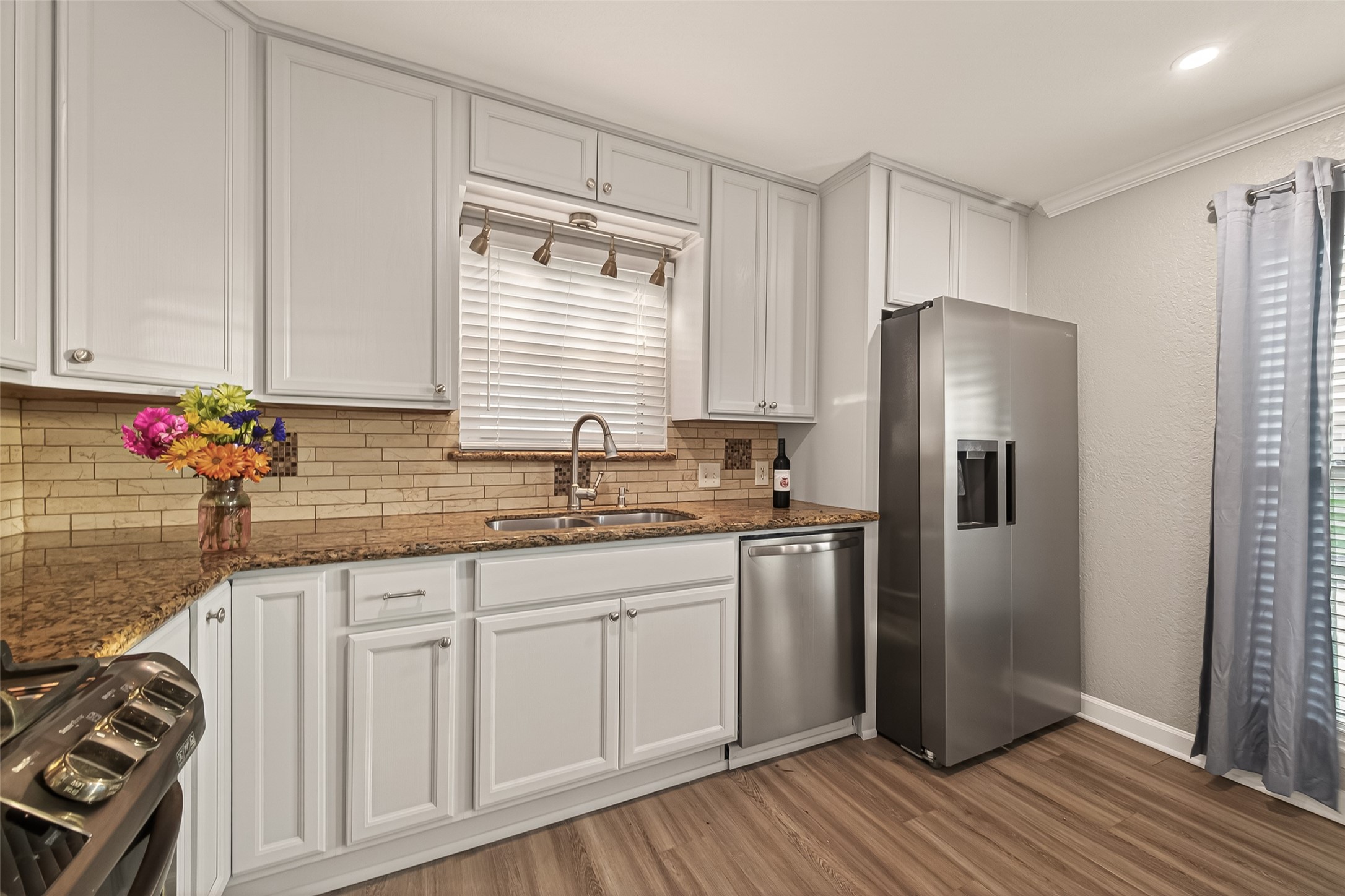 4 N Sandpiper Street Property Photo 12