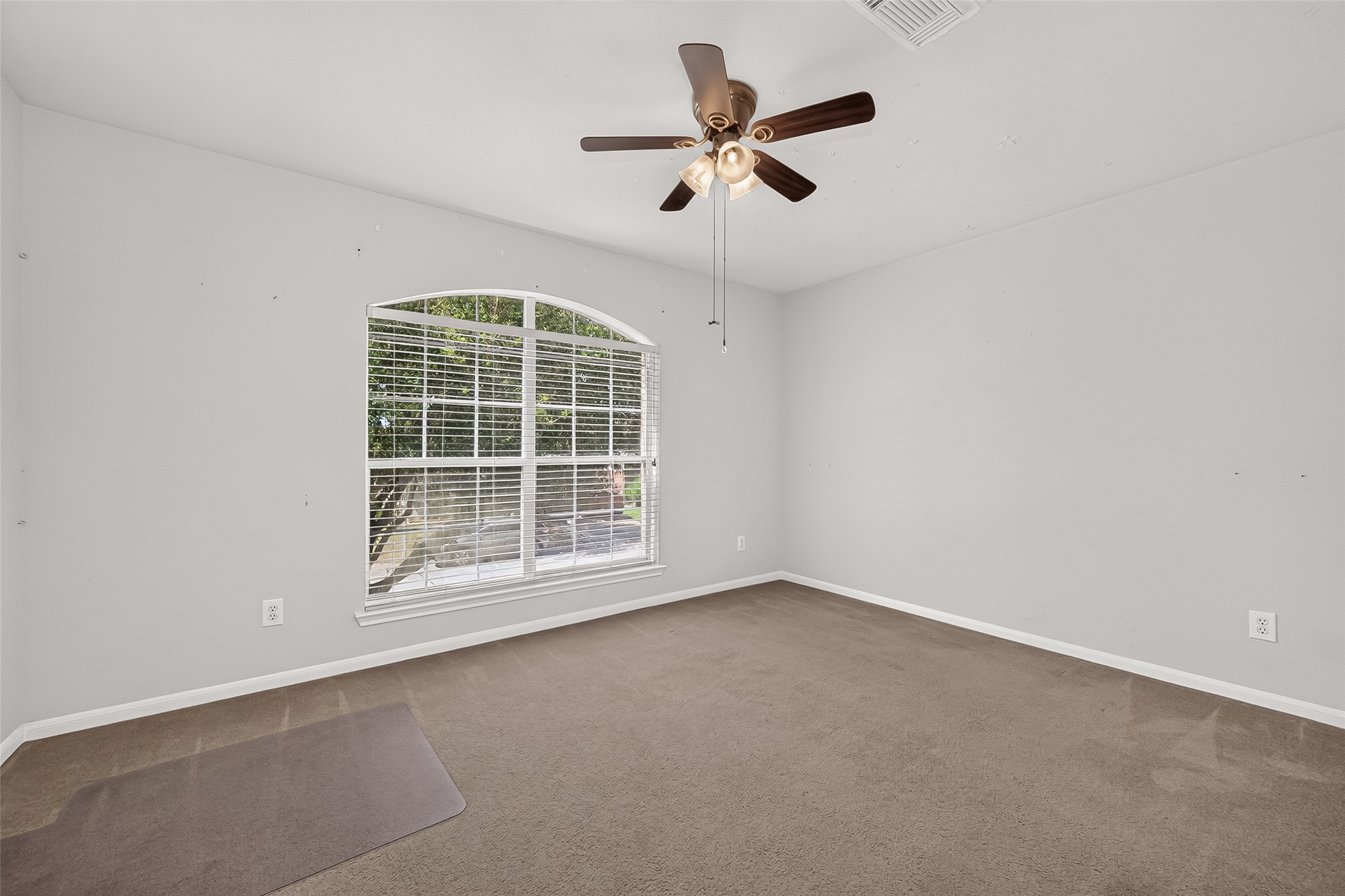 25346 Barmby Drive Property Photo 37