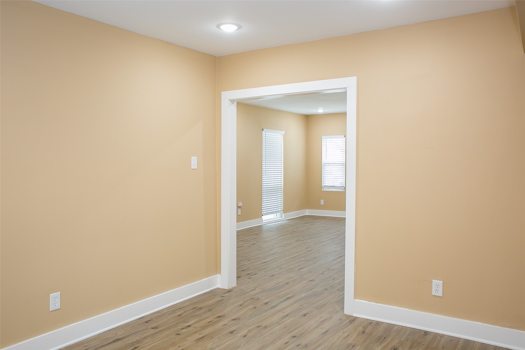 2301 Albans Road Property Photo 9