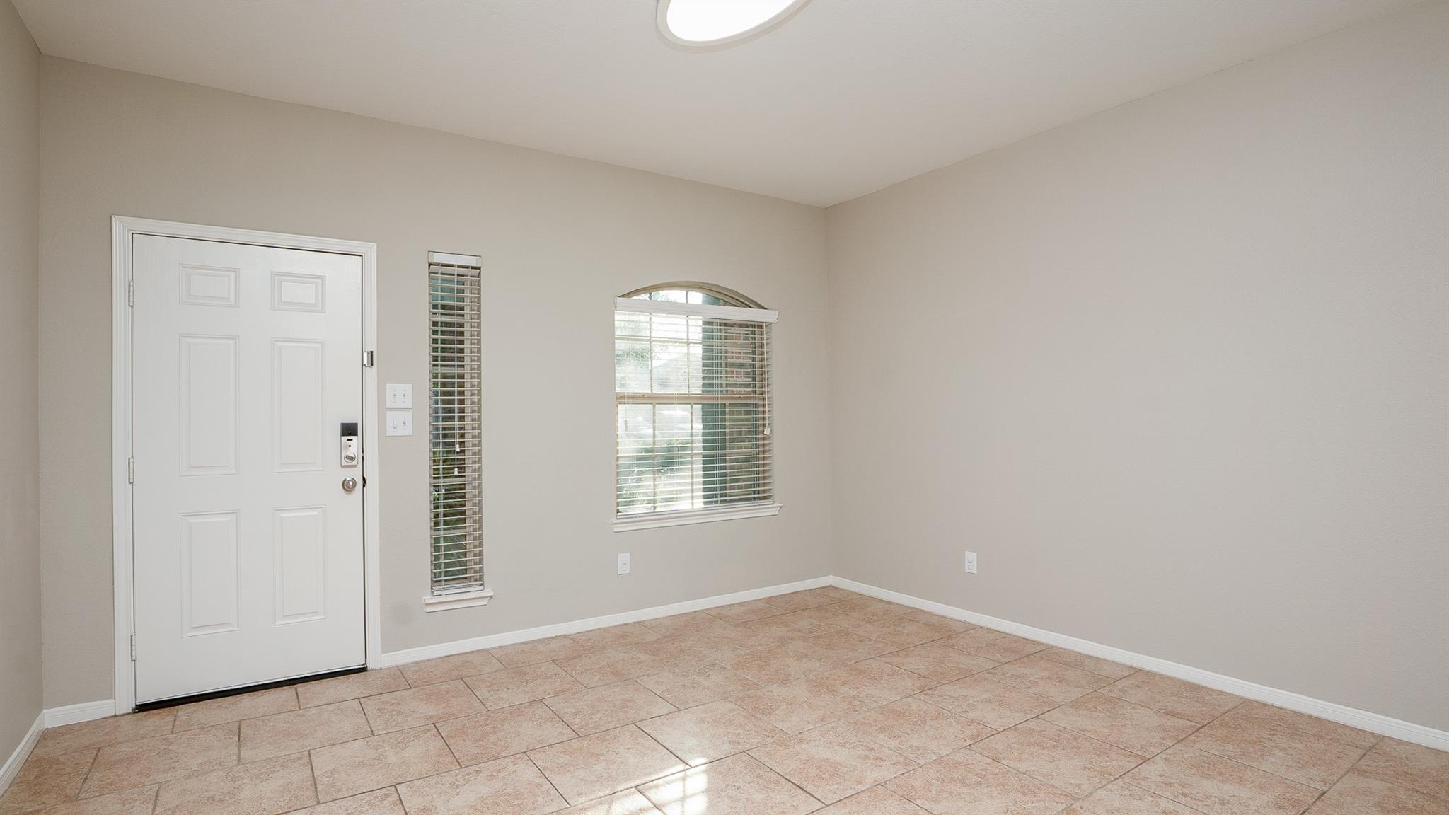 5418 Casa Batillo Drive Property Photo 3