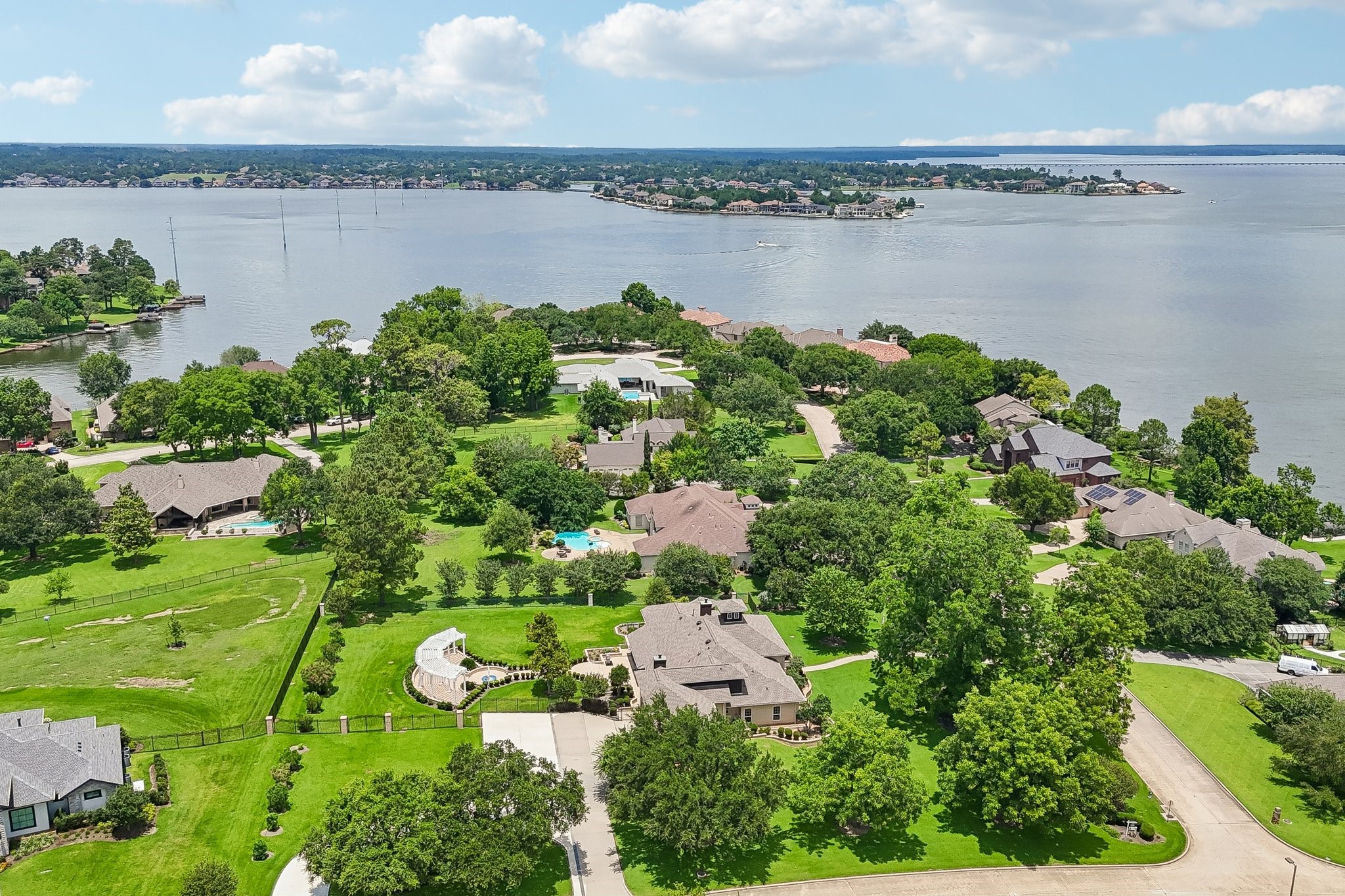 118 Waterfront Drive Property Photo 45