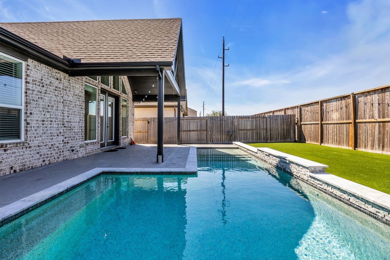 18342 Lilac Woods Trail Property Photo 1