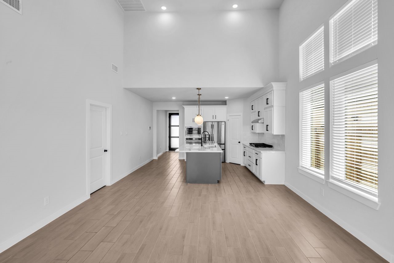 18342 Lilac Woods Trail Property Photo 10