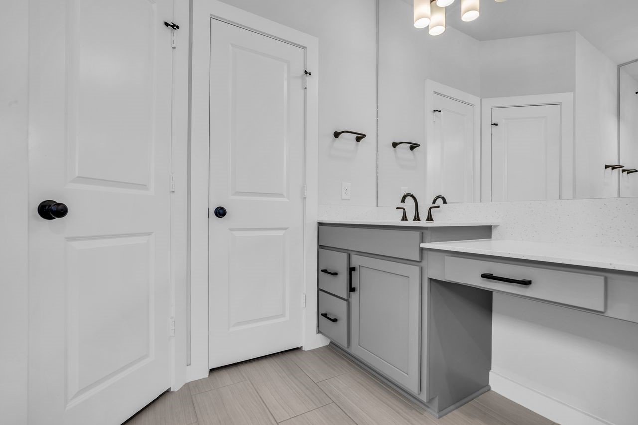 18342 Lilac Woods Trail Property Photo 32