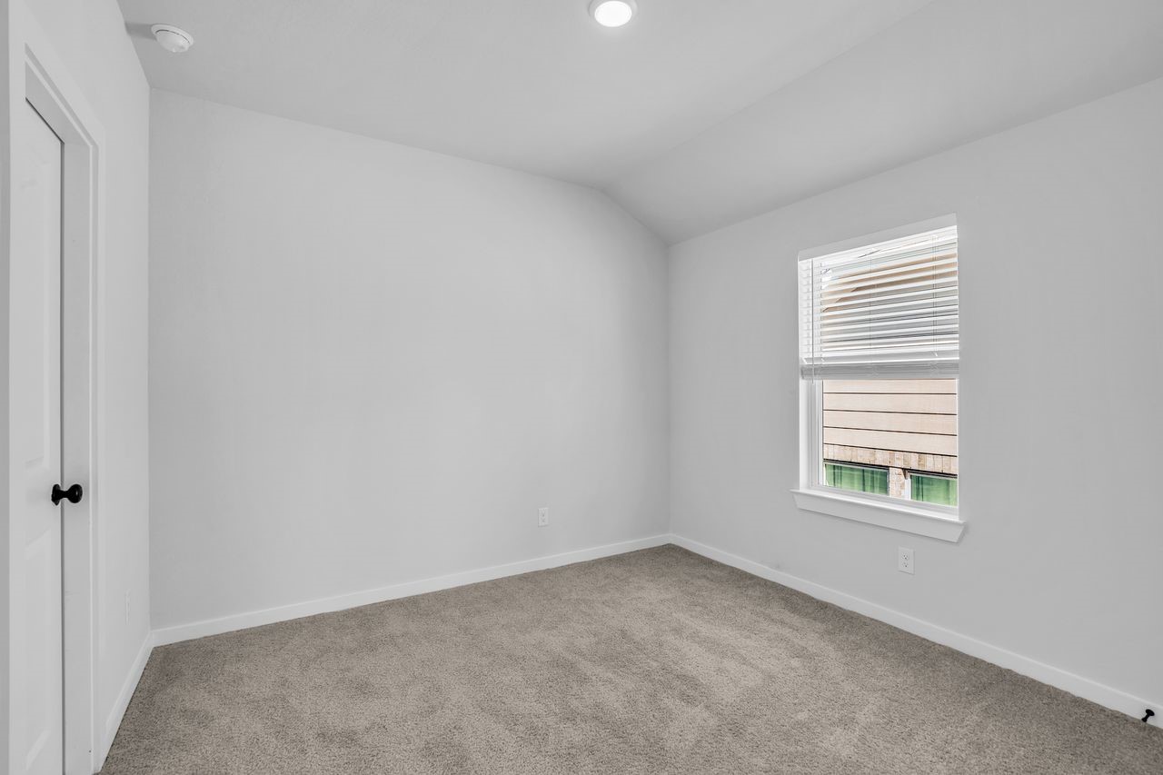 18342 Lilac Woods Trail Property Photo 33