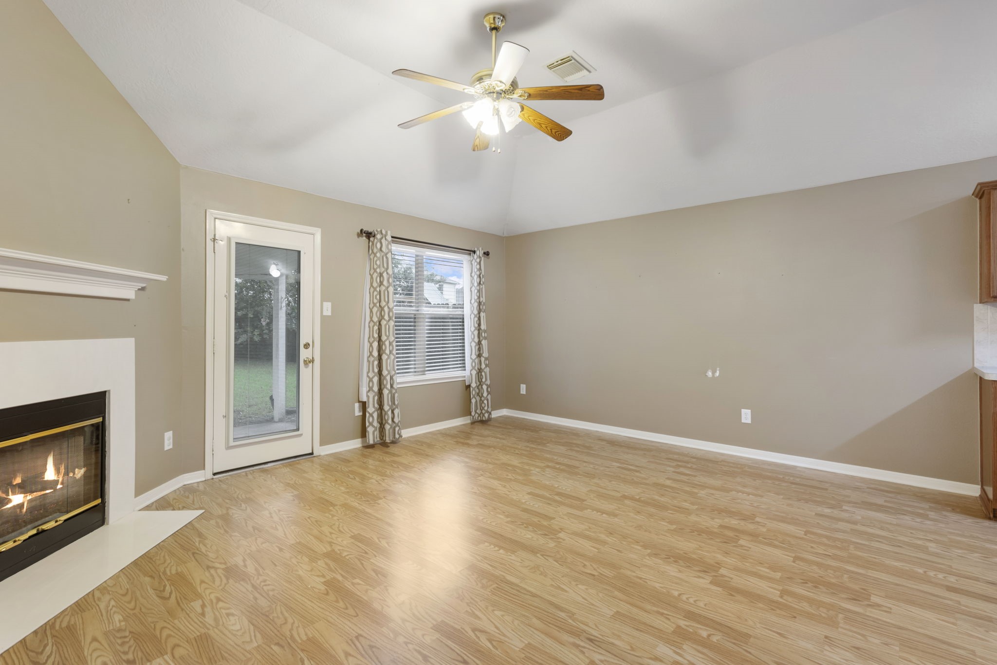 3410 Cactus Creek Drive Property Photo 17