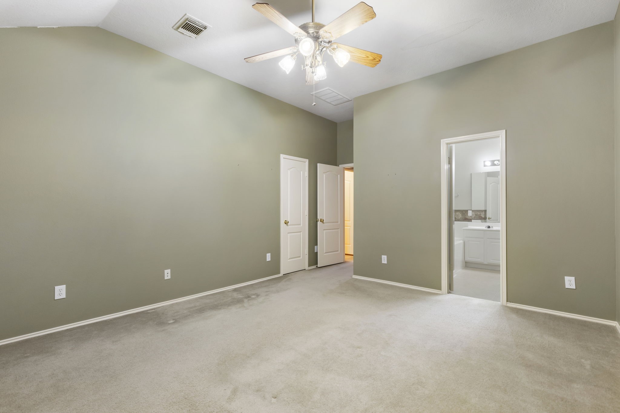 3410 Cactus Creek Drive Property Photo 23