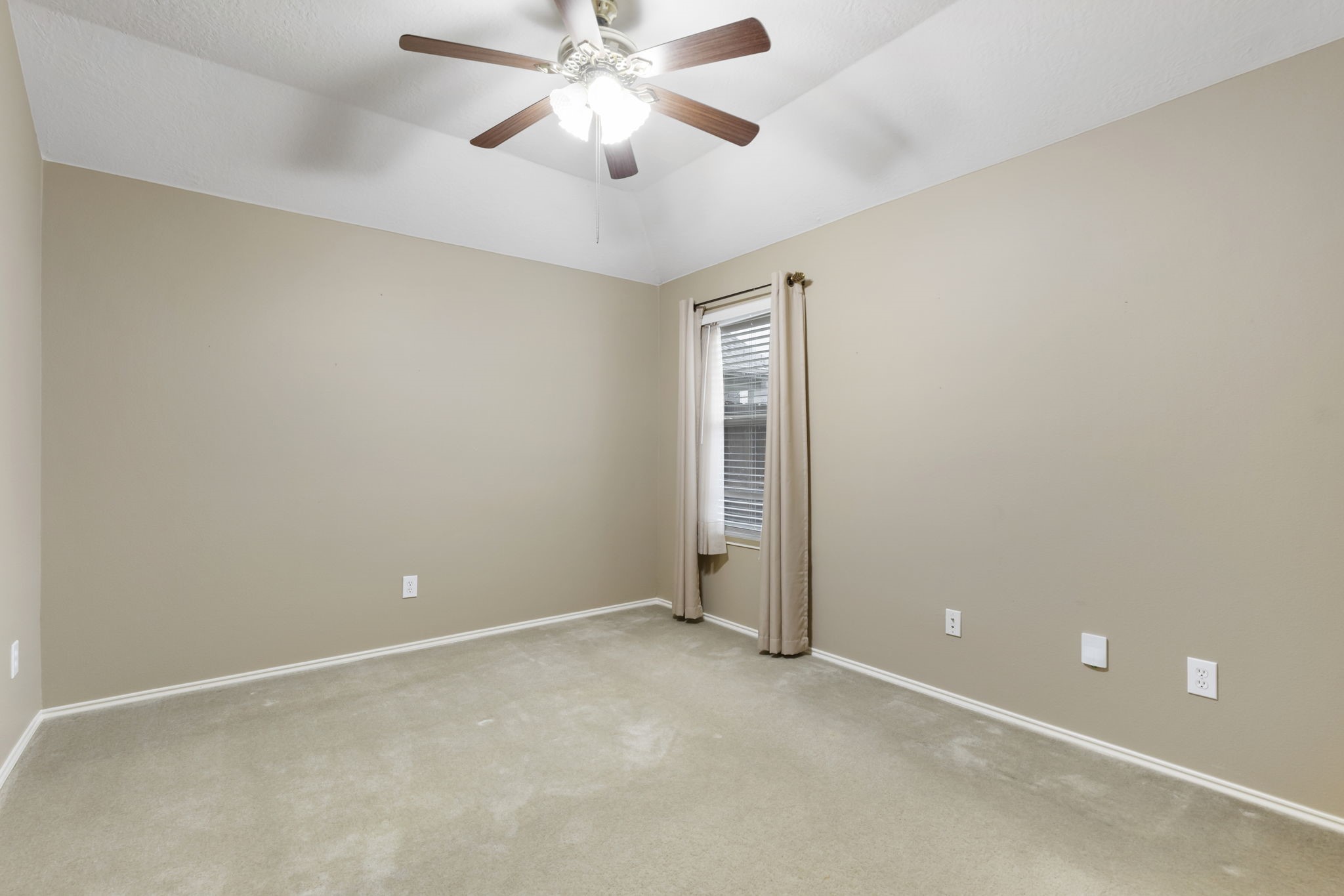 3410 Cactus Creek Drive Property Photo 29