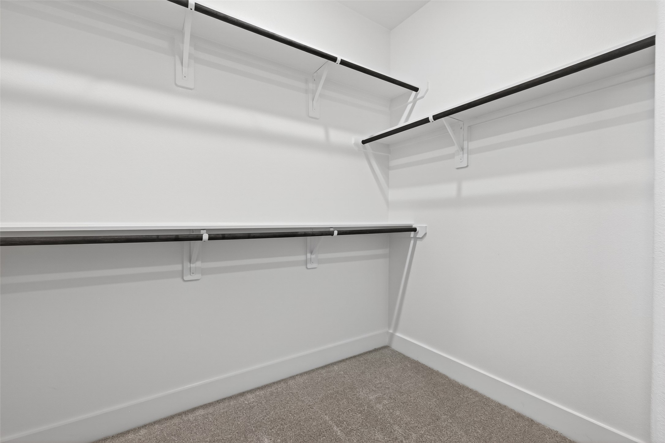 702 Sonfield Drive Property Photo 28