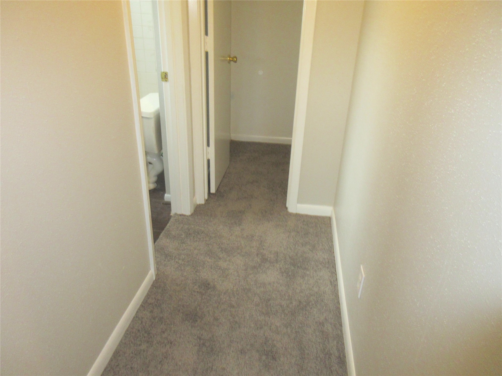 1230 Shadowdale Drive 12 Property Photo 9