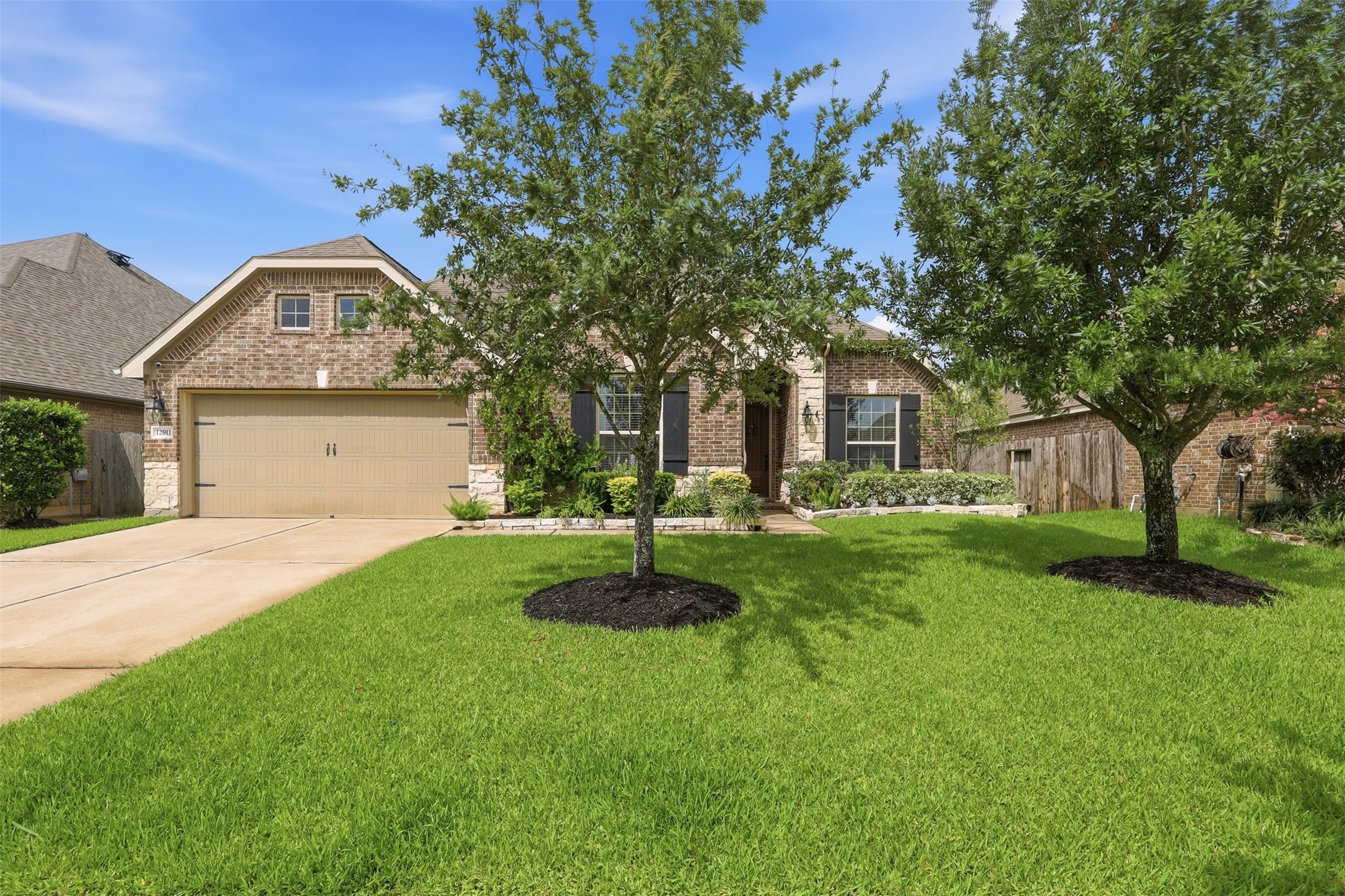 12911 Chatfield Manor Lane Property Photo 4