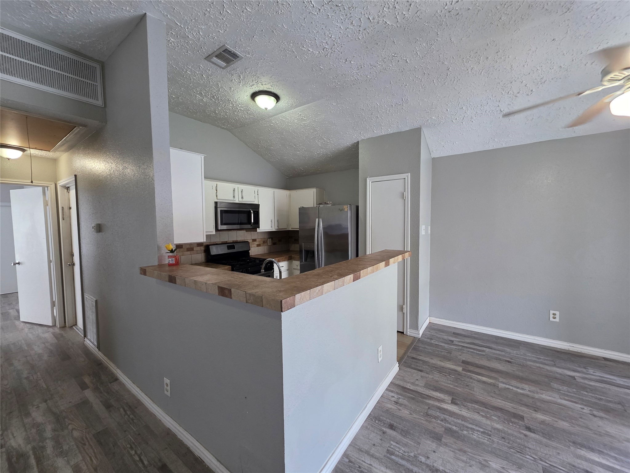 1614 Brickarbor Drive Property Photo 9