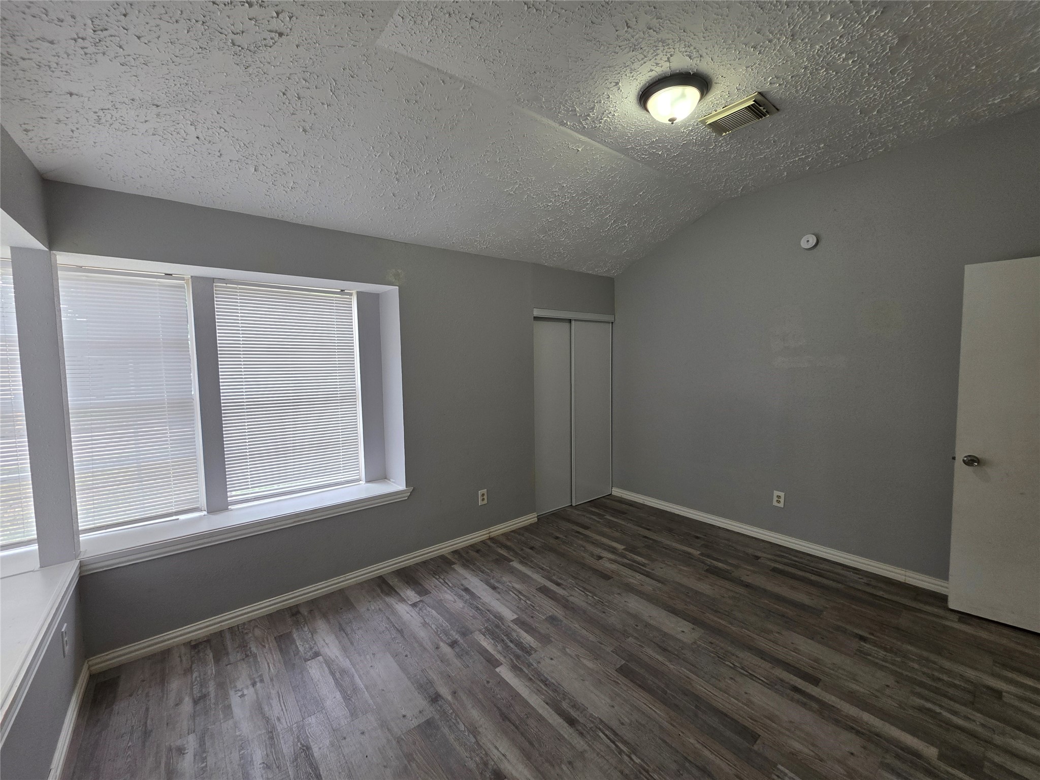 1614 Brickarbor Drive Property Photo 23