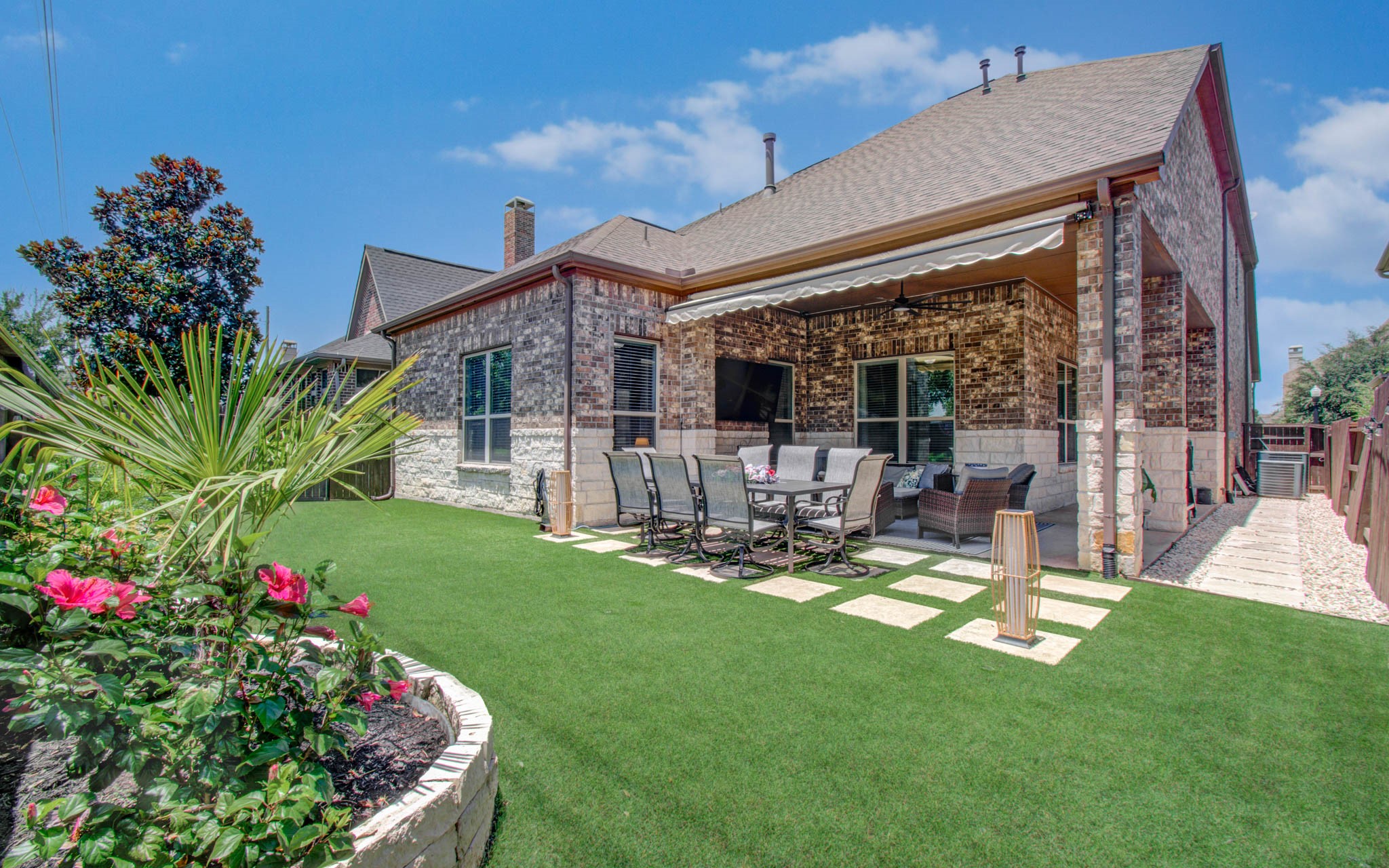 17915 Olde Oaks Estate Court Property Photo 1