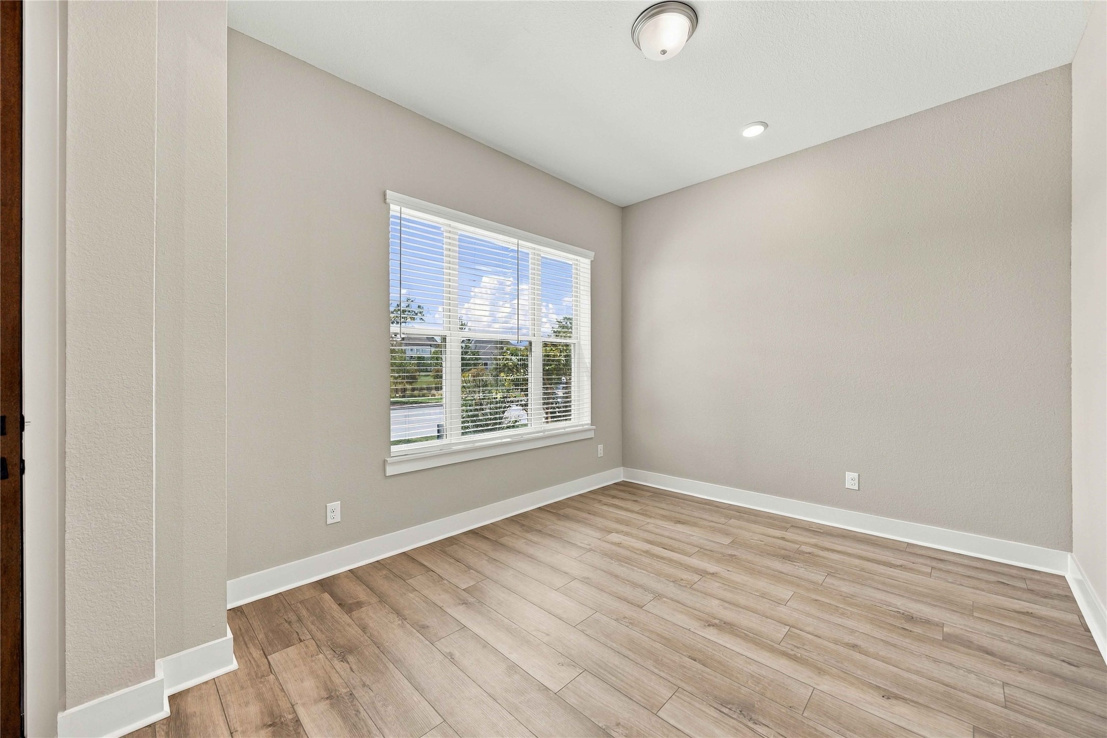 18646 Marvelous Place Property Photo 7