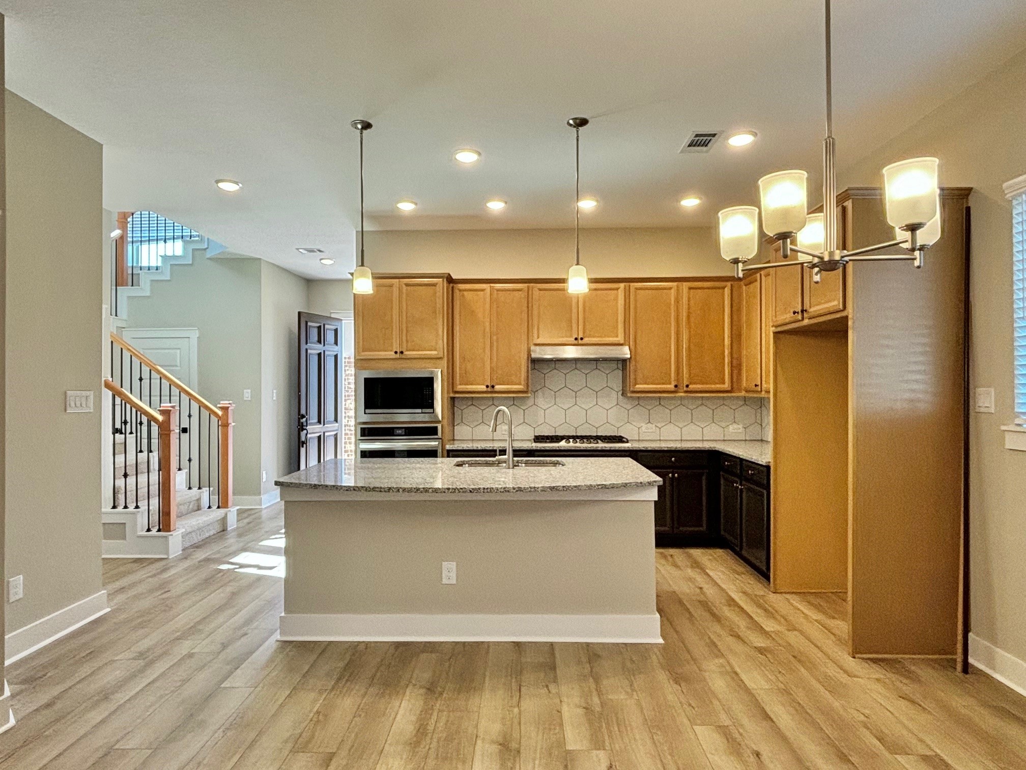 18646 Marvelous Place Property Photo 11