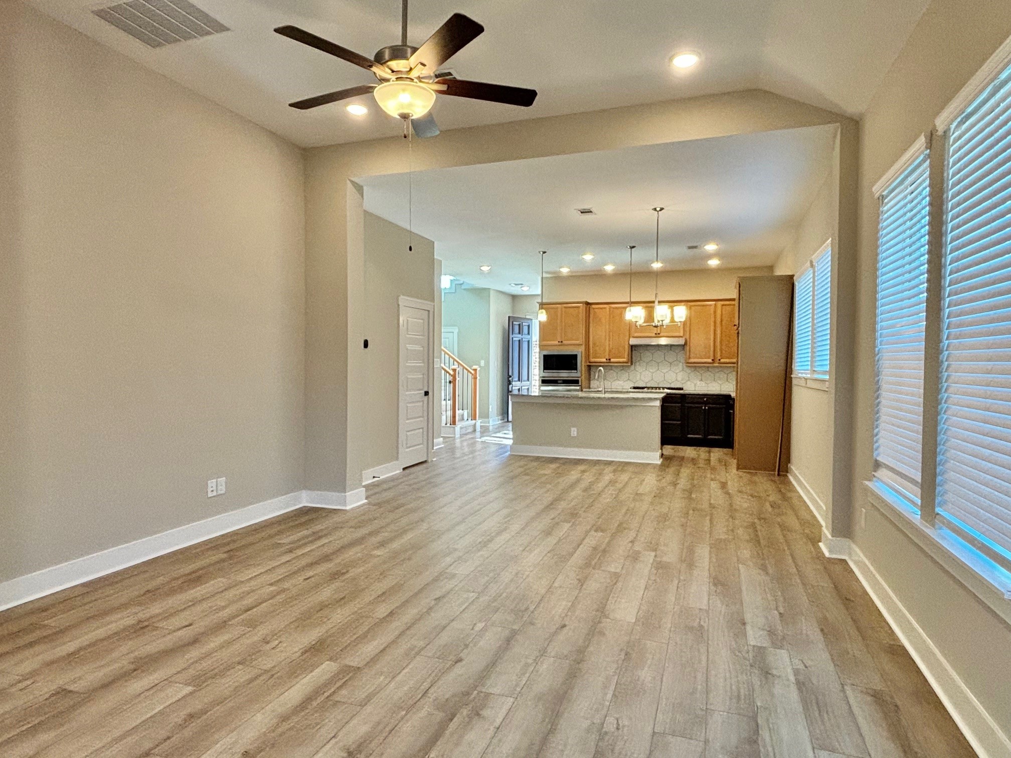 18646 Marvelous Place Property Photo 14