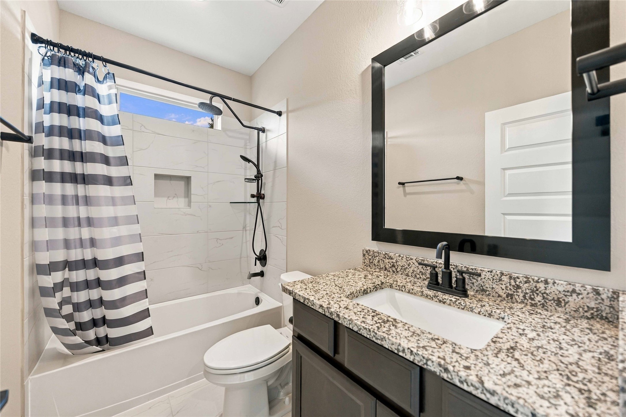 18646 Marvelous Place Property Photo 24