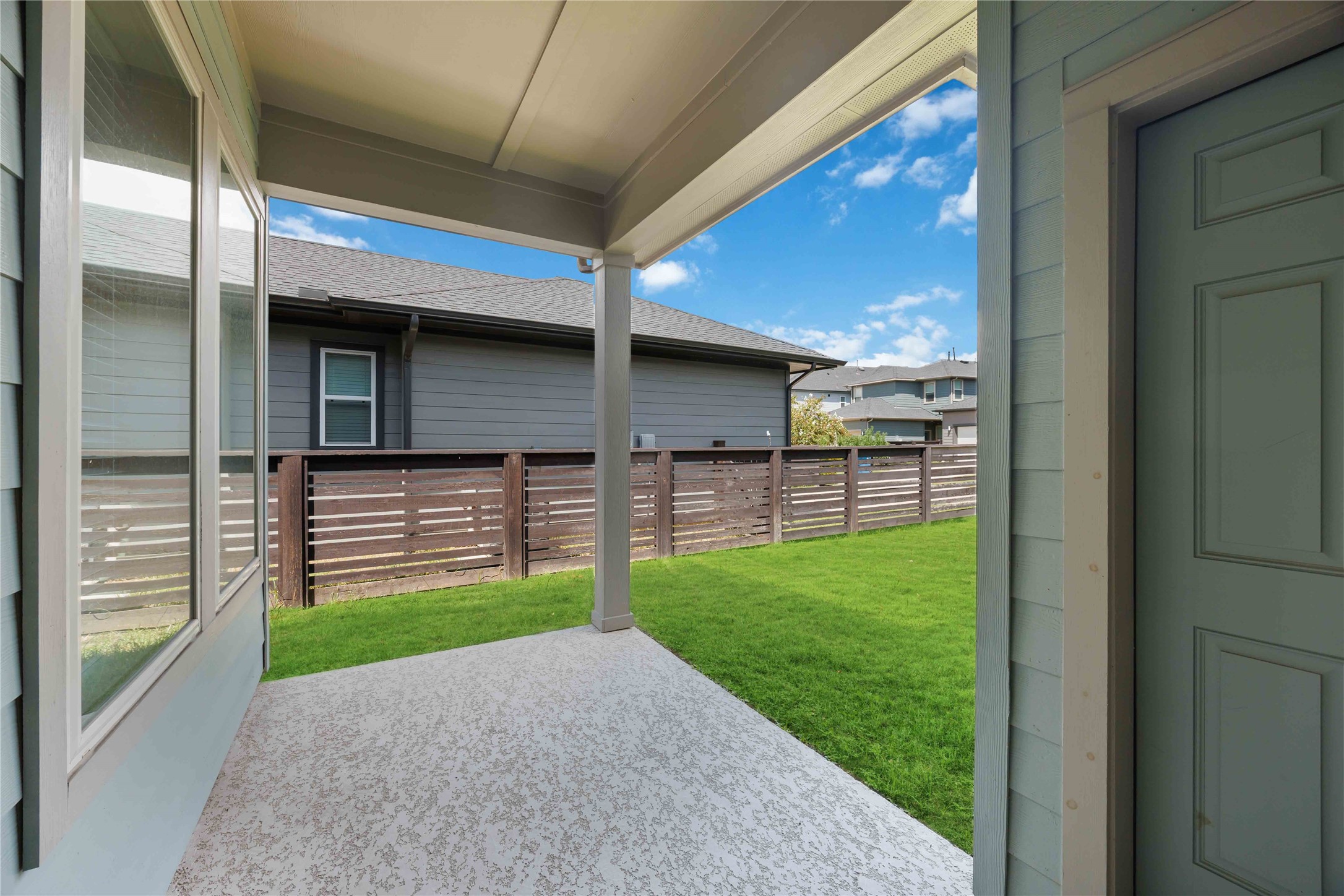18646 Marvelous Place Property Photo 25