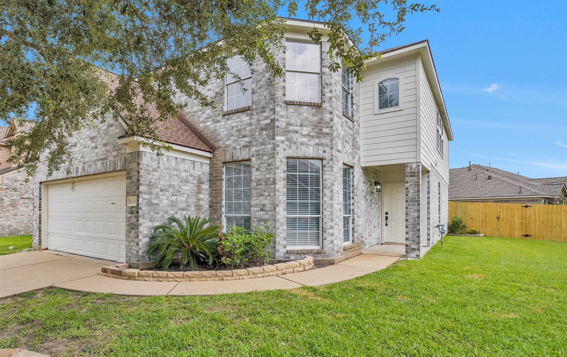 14331 Acorn Ridge Way Property Photo 1