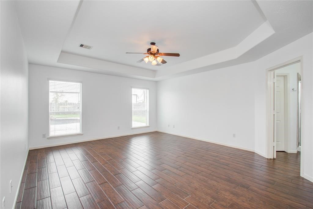 5111 Lakeside Avenue Property Photo 6