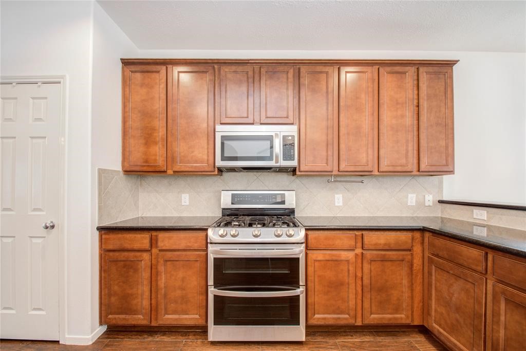 5111 Lakeside Avenue Property Photo 13