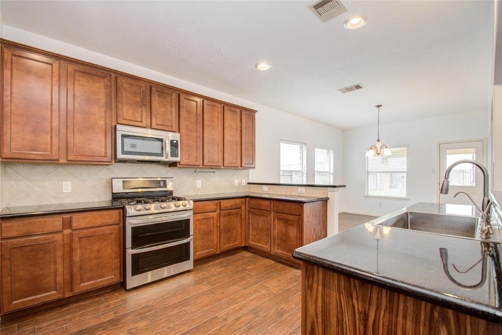 5111 Lakeside Avenue Property Photo 16