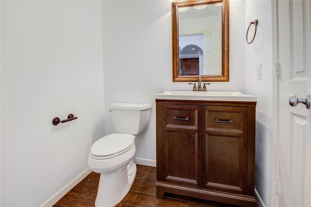 5111 Lakeside Avenue Property Photo 23