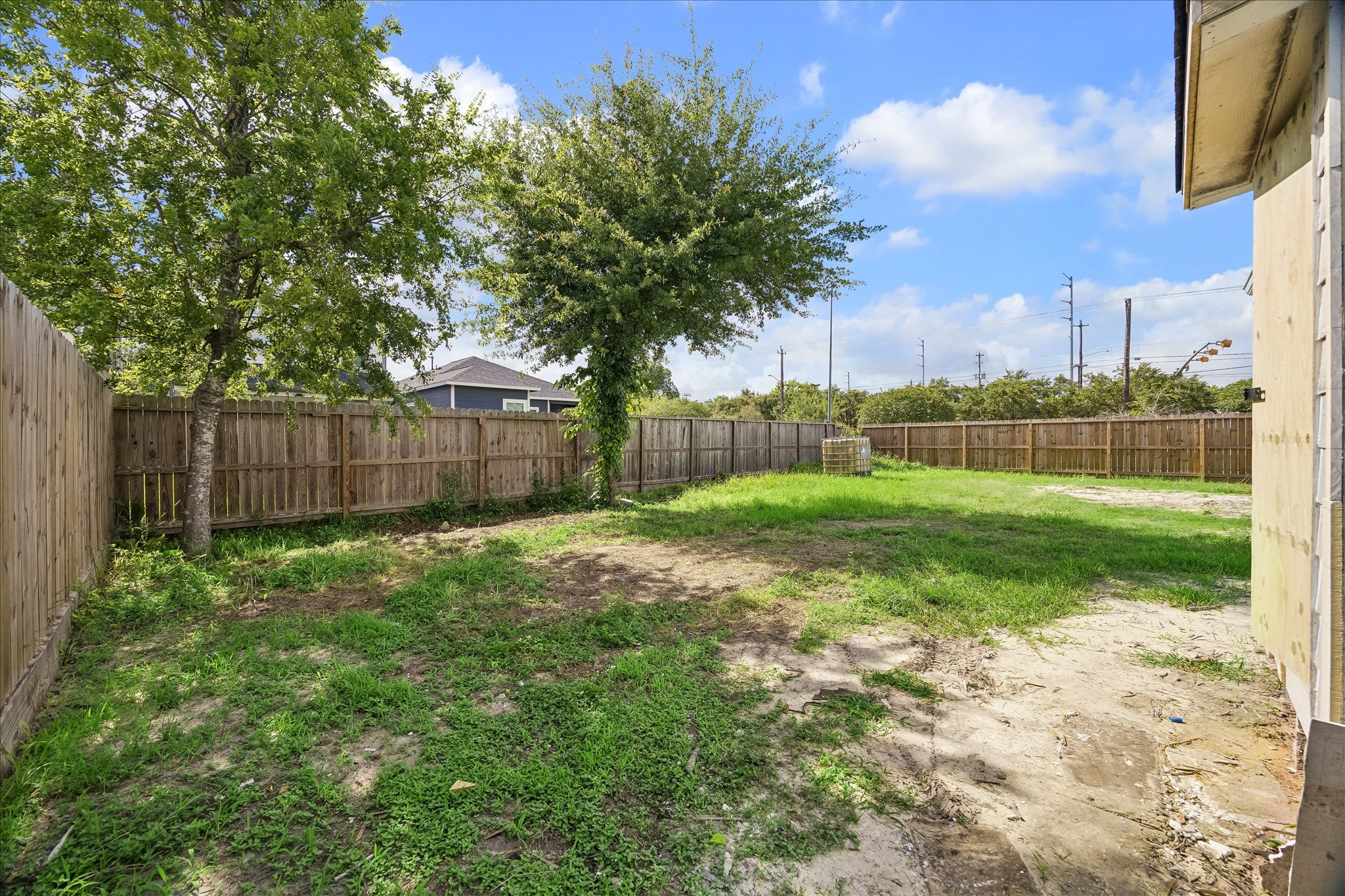 7702 Sealey Street Property Photo 23