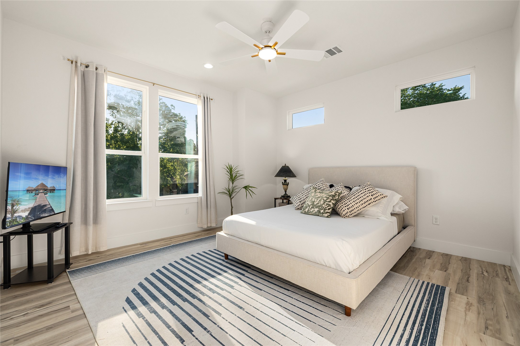1306 Grove Street Property Photo 17