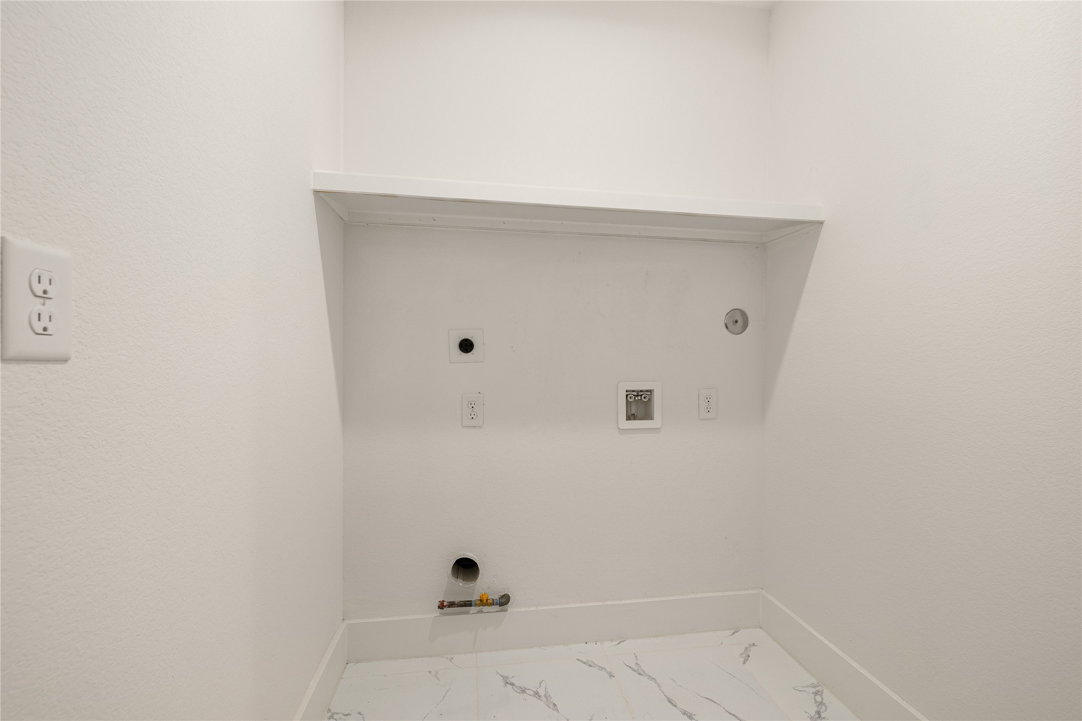 1306 Grove Street Property Photo 26