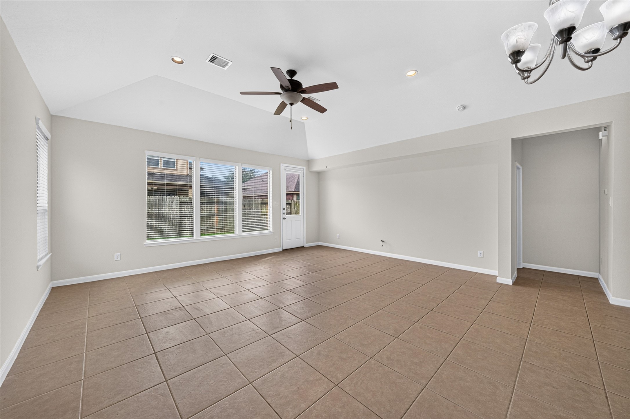 26343 Riley Glen Drive Property Photo 32