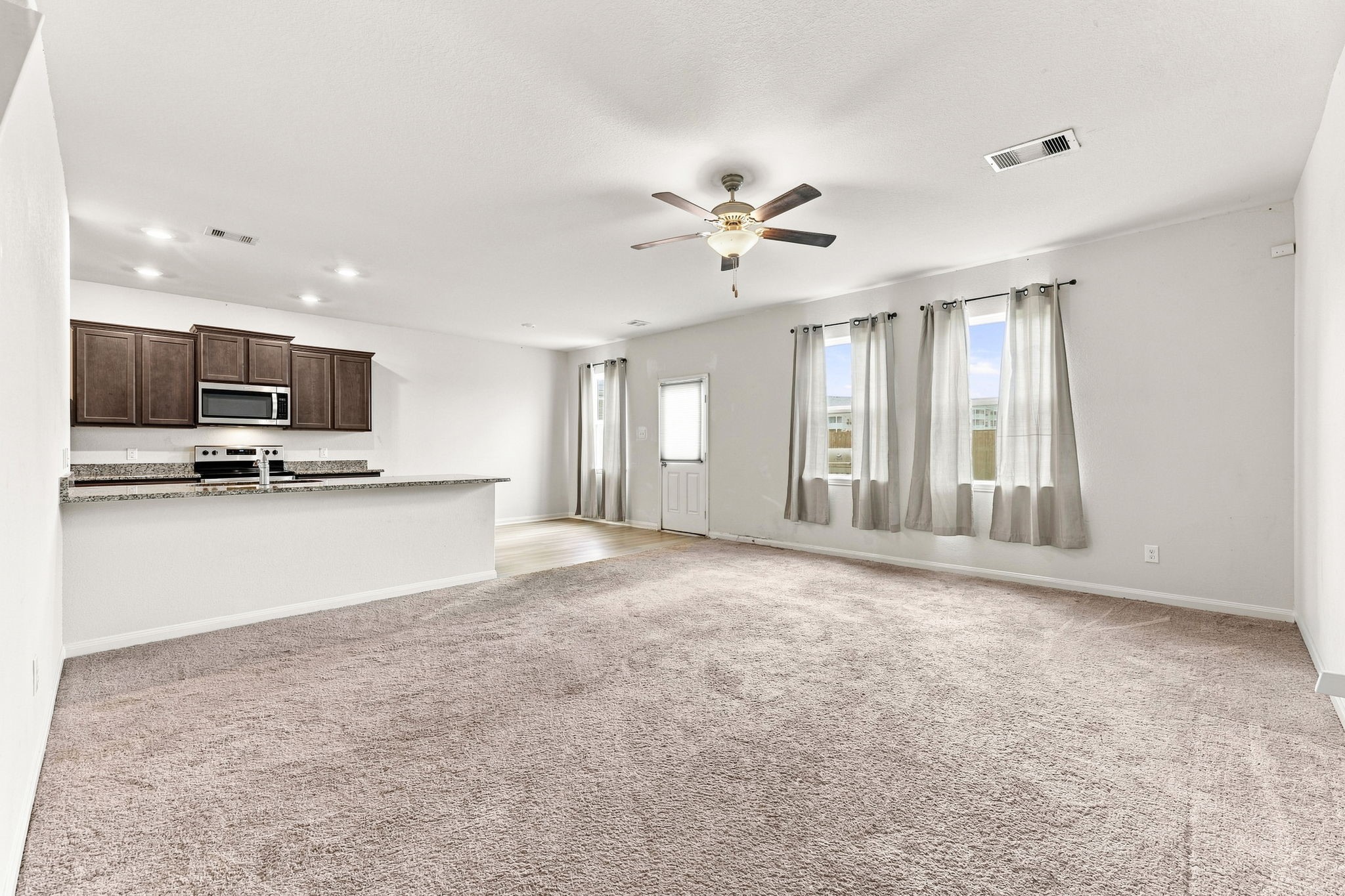 11670 El Rubi Drive Property Photo 5