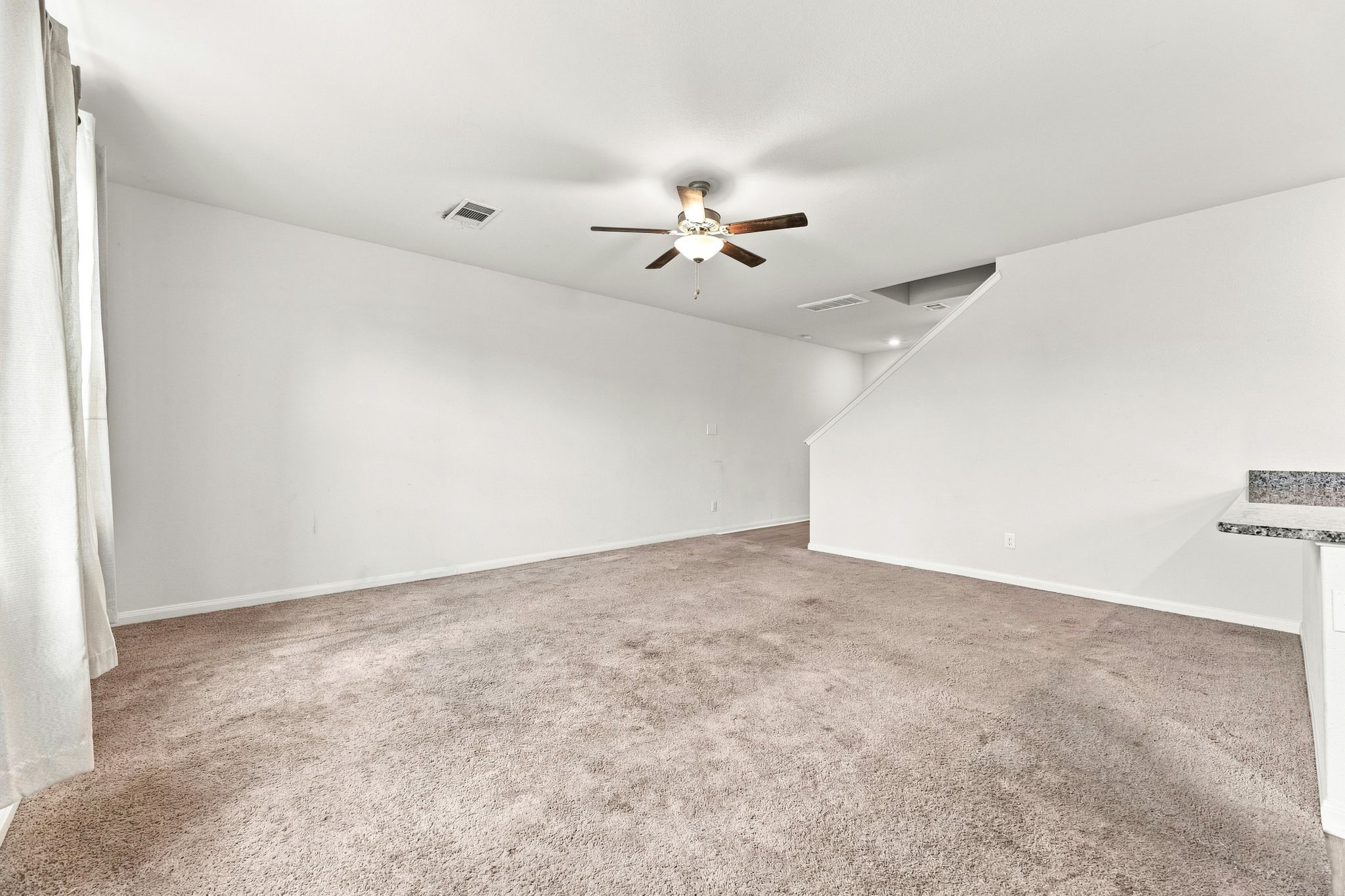 11670 El Rubi Drive Property Photo 7