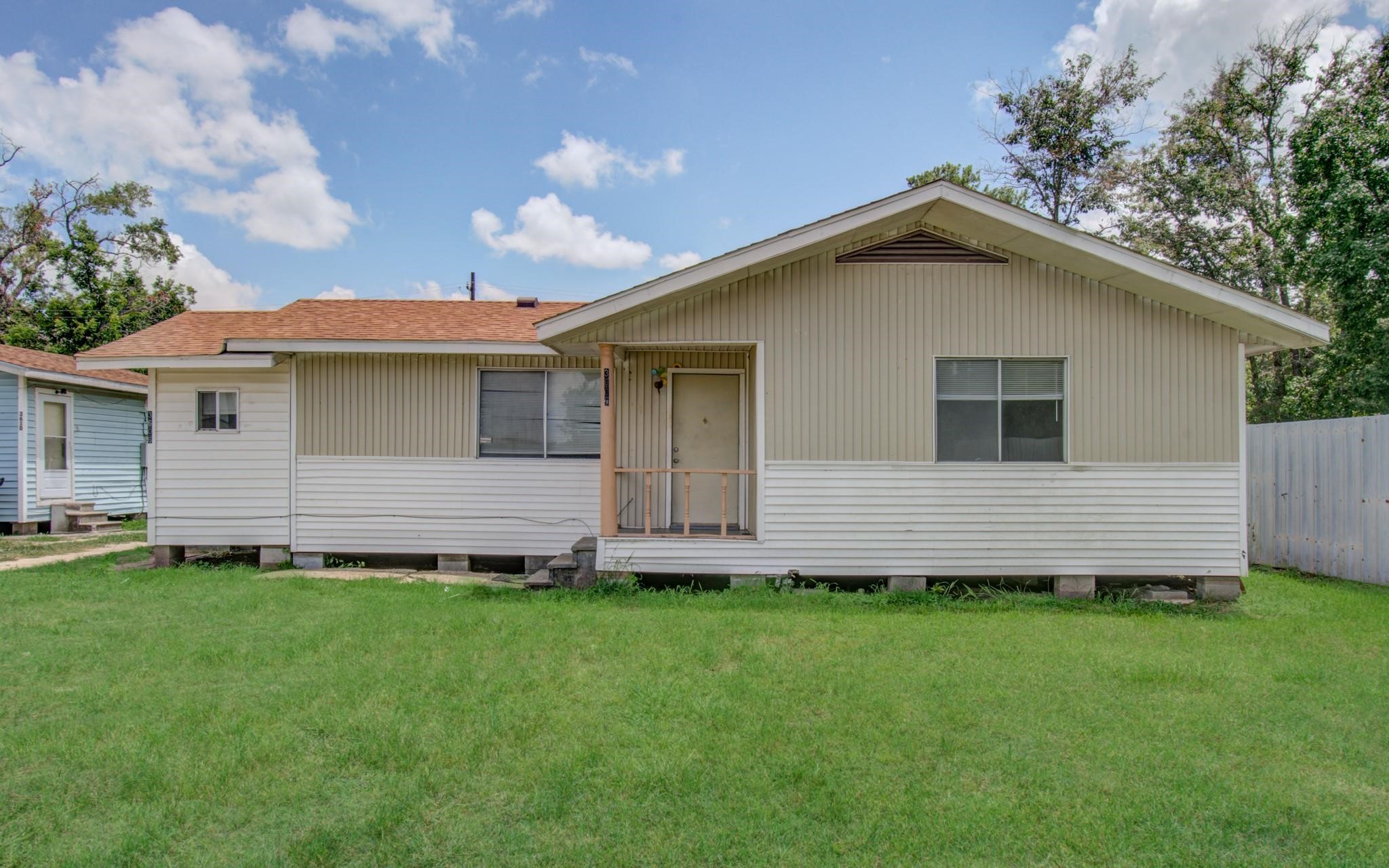 3606 Almeda Genoa Road Property Photo 4