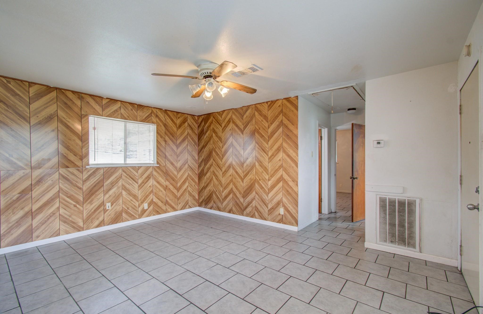 3606 Almeda Genoa Road Property Photo 9