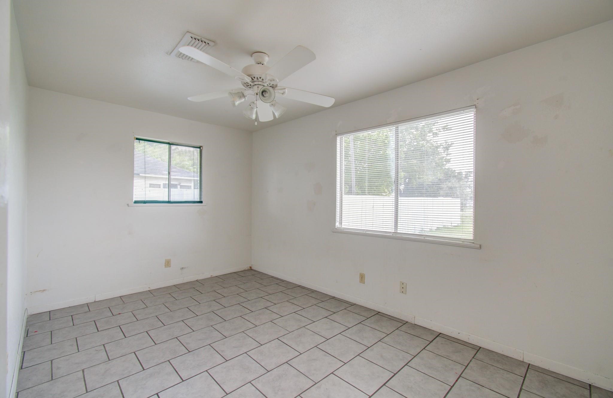 3606 Almeda Genoa Road Property Photo 13