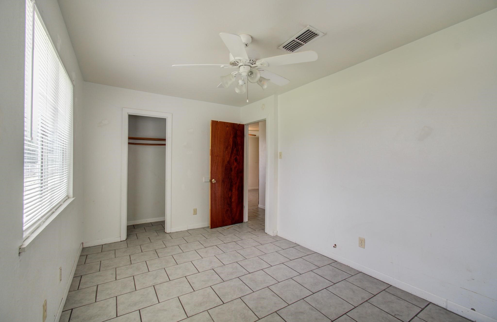 3606 Almeda Genoa Road Property Photo 14