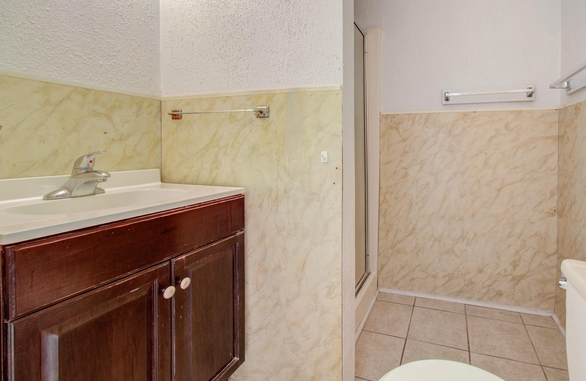 3606 Almeda Genoa Road Property Photo 20