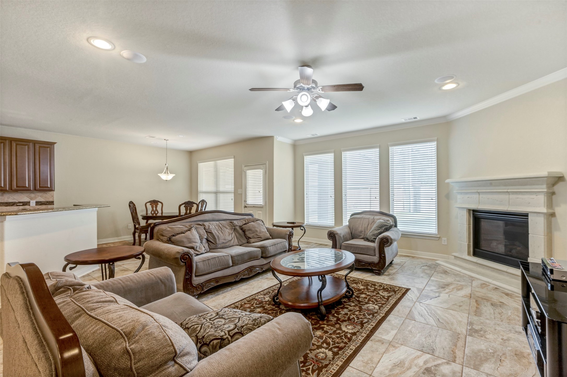 24515 Flora Meadow Drive Property Photo 9