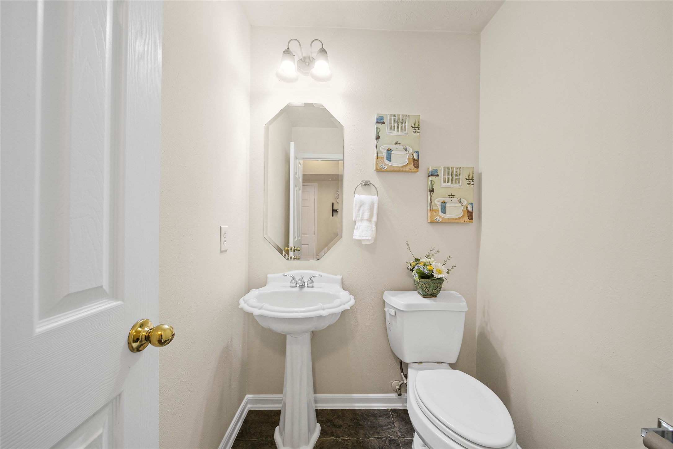 6715 Lathrop Court Property Photo 37