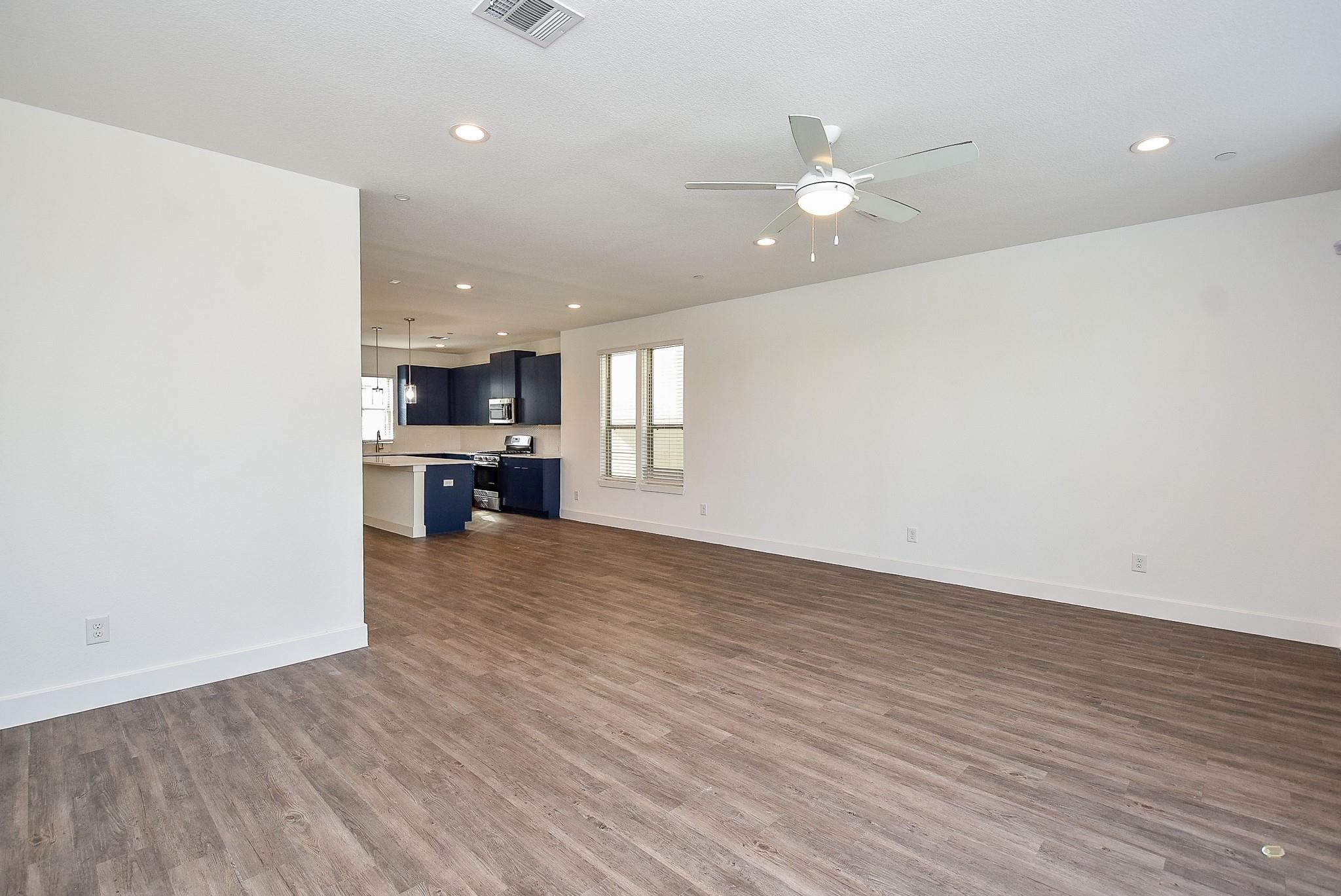18708 Centro Main Street Property Photo 10