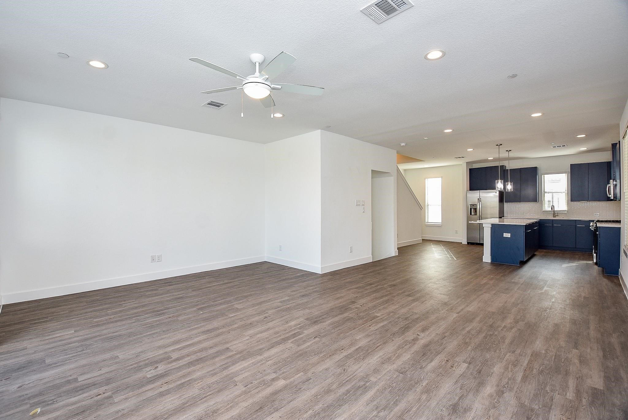18708 Centro Main Street Property Photo 11
