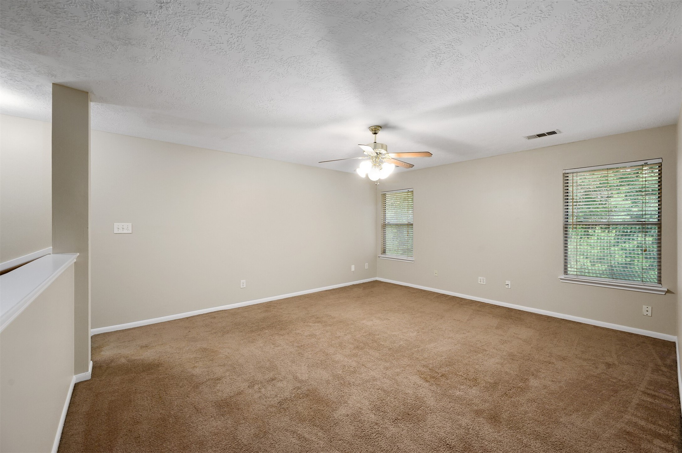 1631 Stonehaven Village Circle Property Photo 10