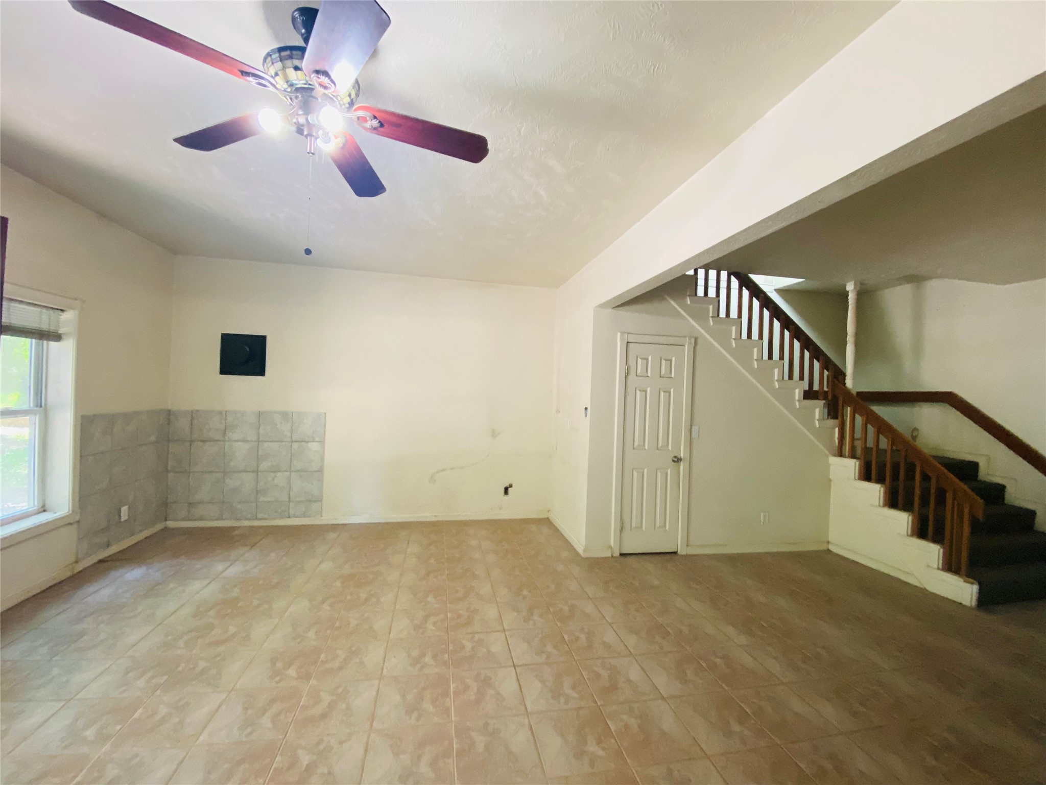 2500 Southline Road Property Photo 4