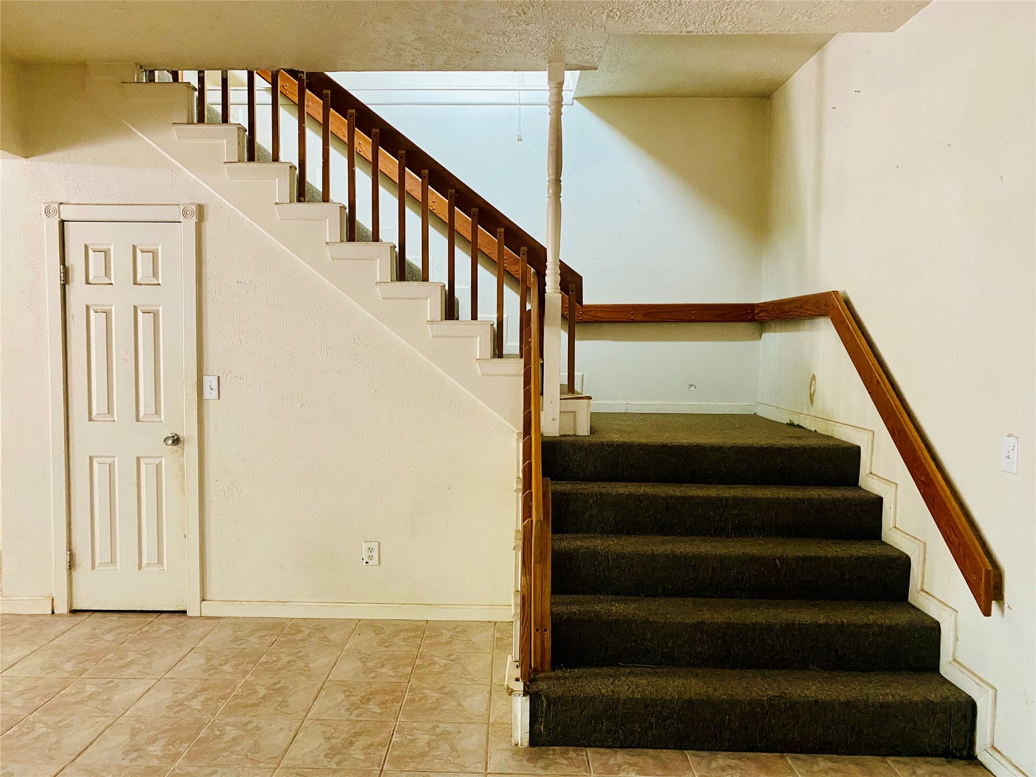 2500 Southline Road Property Photo 10
