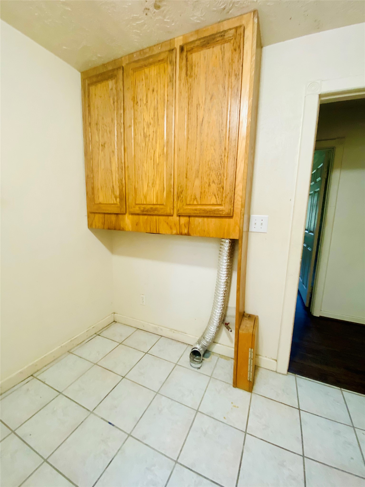 2500 Southline Road Property Photo 13