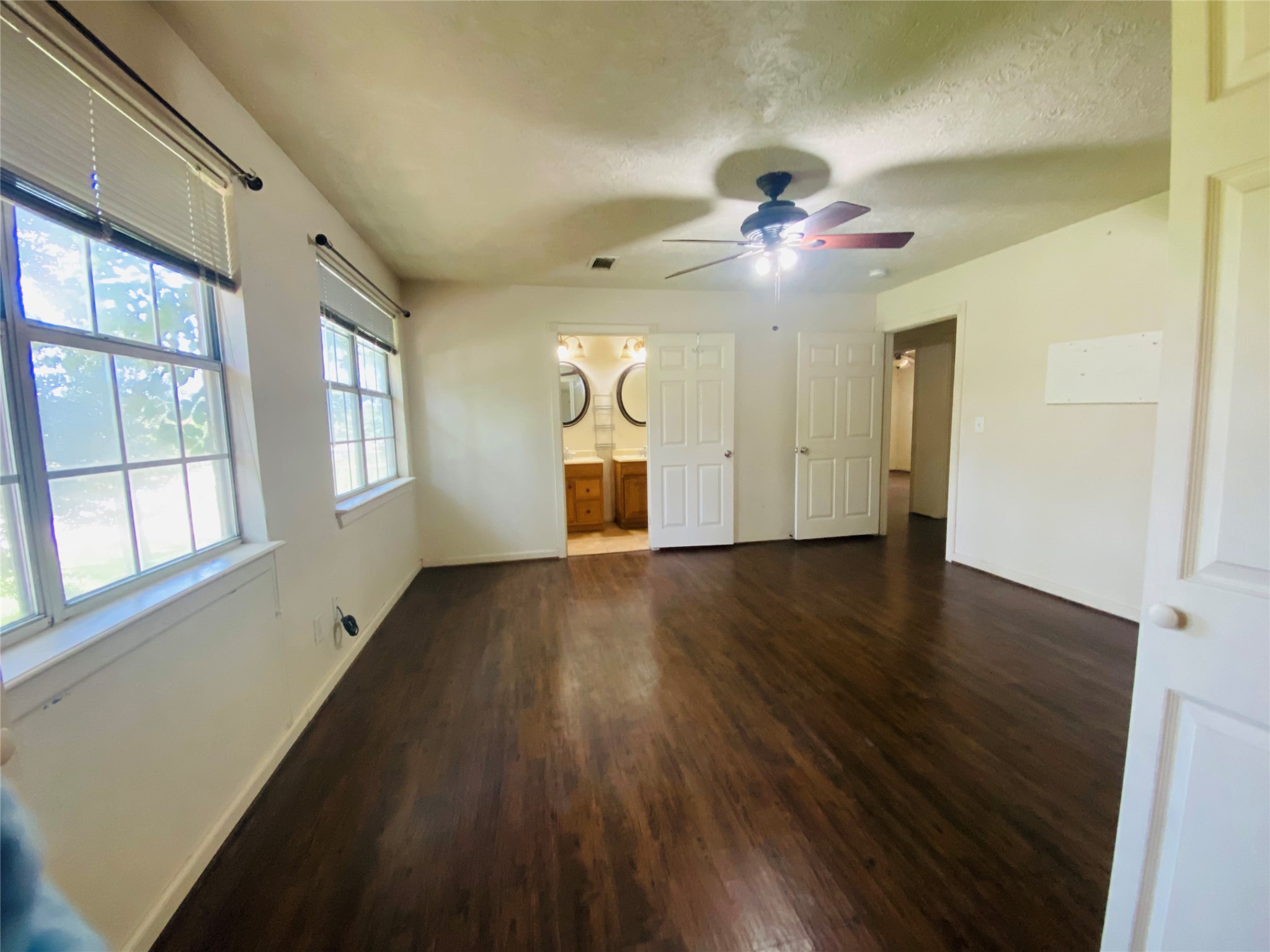 2500 Southline Road Property Photo 18