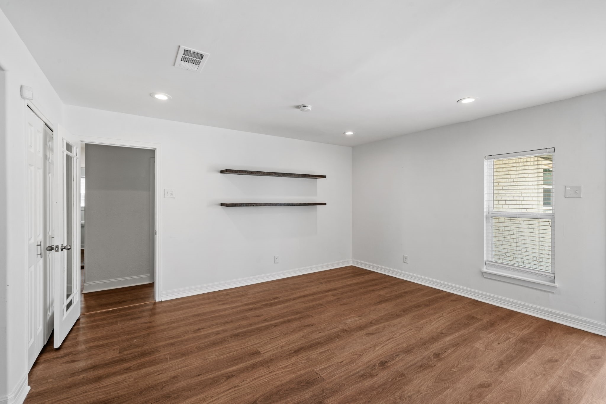 10151 Brinwood Drive Property Photo 10